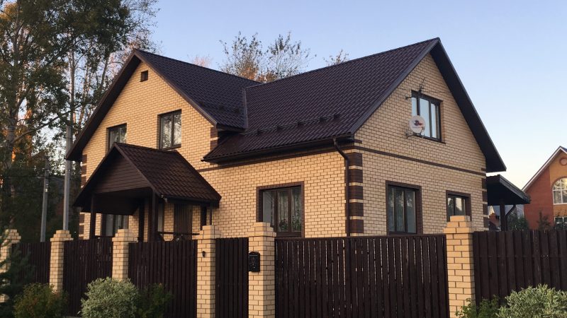 Какие особенности нужно знать о строительстве дома под ключ?