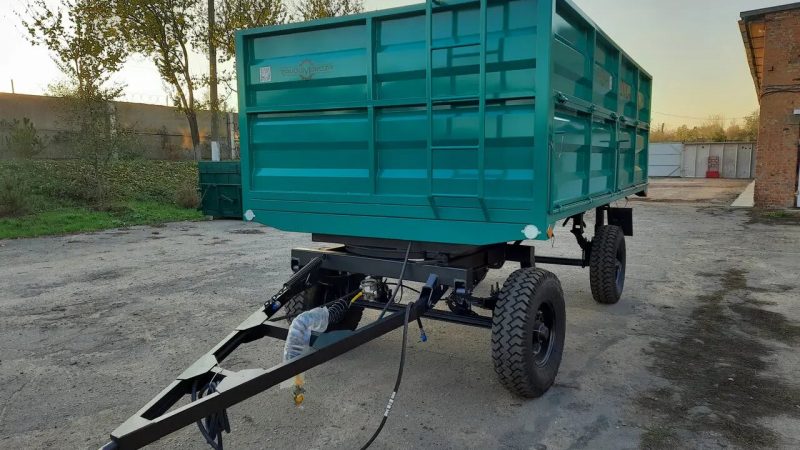 Почему важно купить двухосный прицеп для трактора?